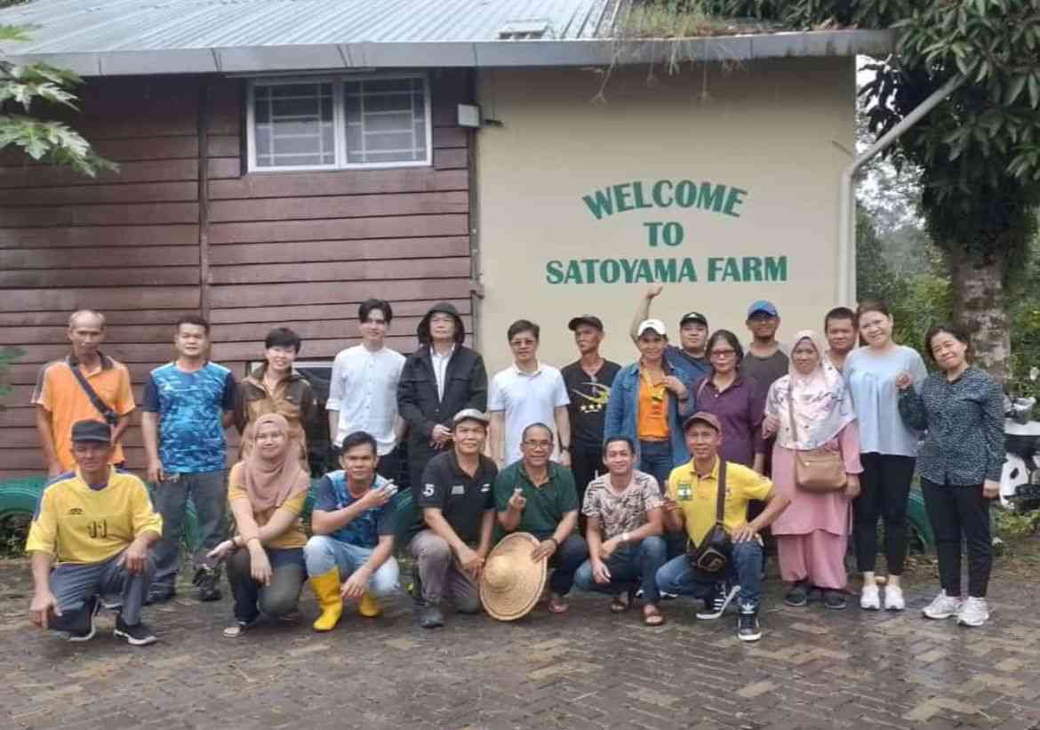 Level 2 training group photo at Satoyama Farm